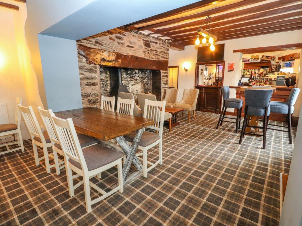 The Blue Lion Hotel Cynwyd Luaran gambar